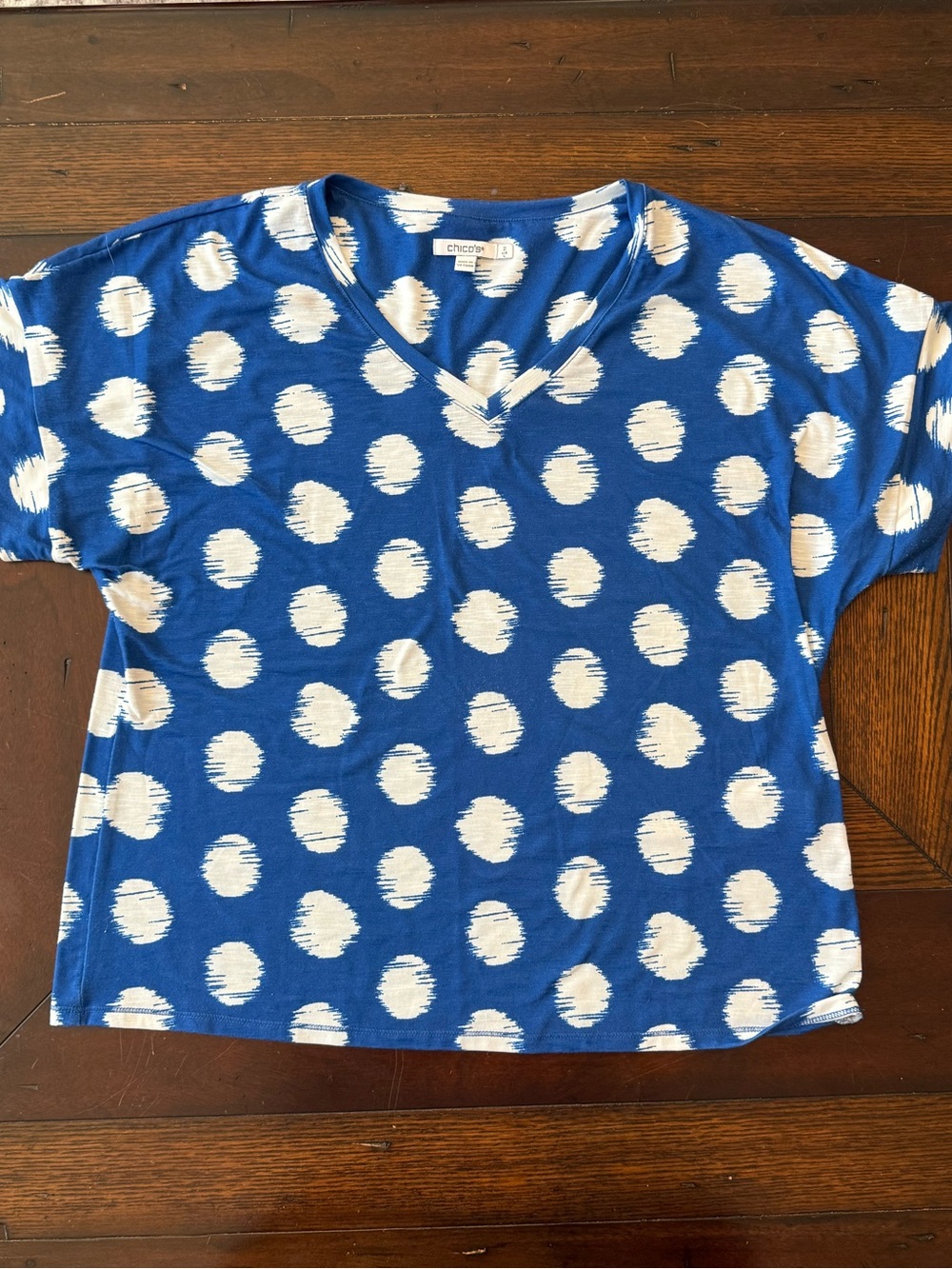 Chico's Blue Short Sleeve V‑Neck Polka Dot Top size L (2)